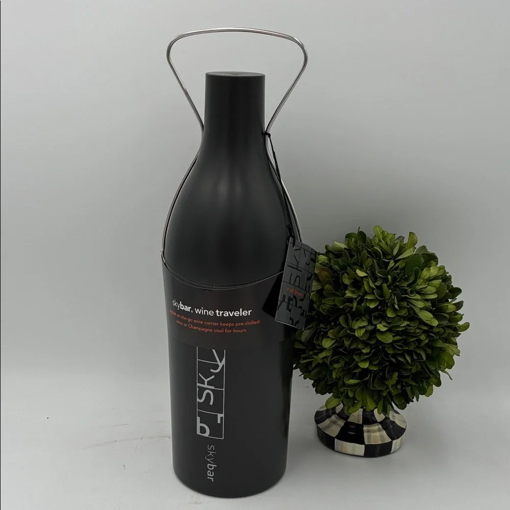 Williams Sonoma Skybar Wine Traveler - Dark Gray